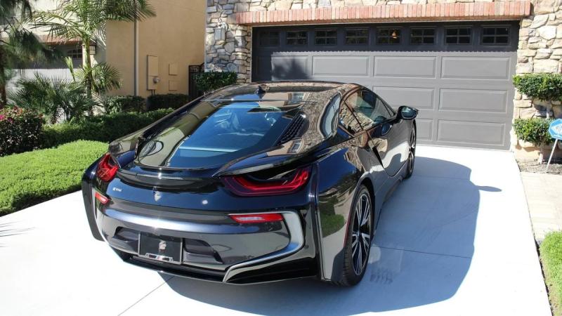 Кто в Казахстане нажился на льготном ввозе электромобилей